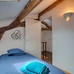 Apartment 3 Pieces, Plein Centre, Monument Historique, 