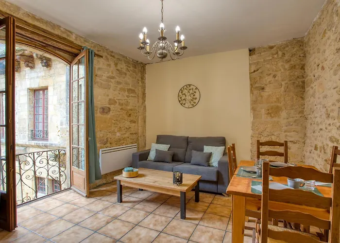 3 Pieces, Plein Centre, Monument Historique, 